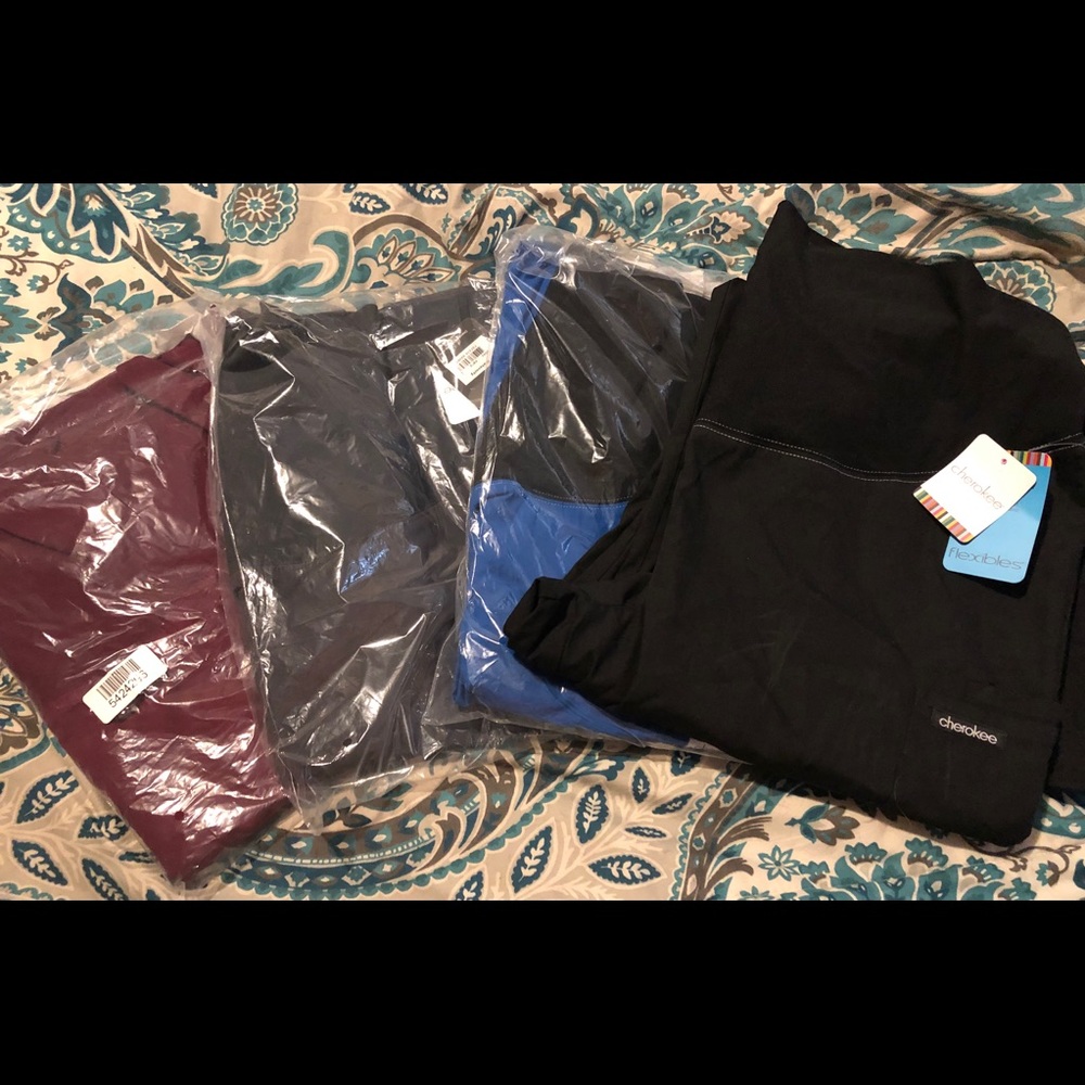 Flare maternity scrub pants